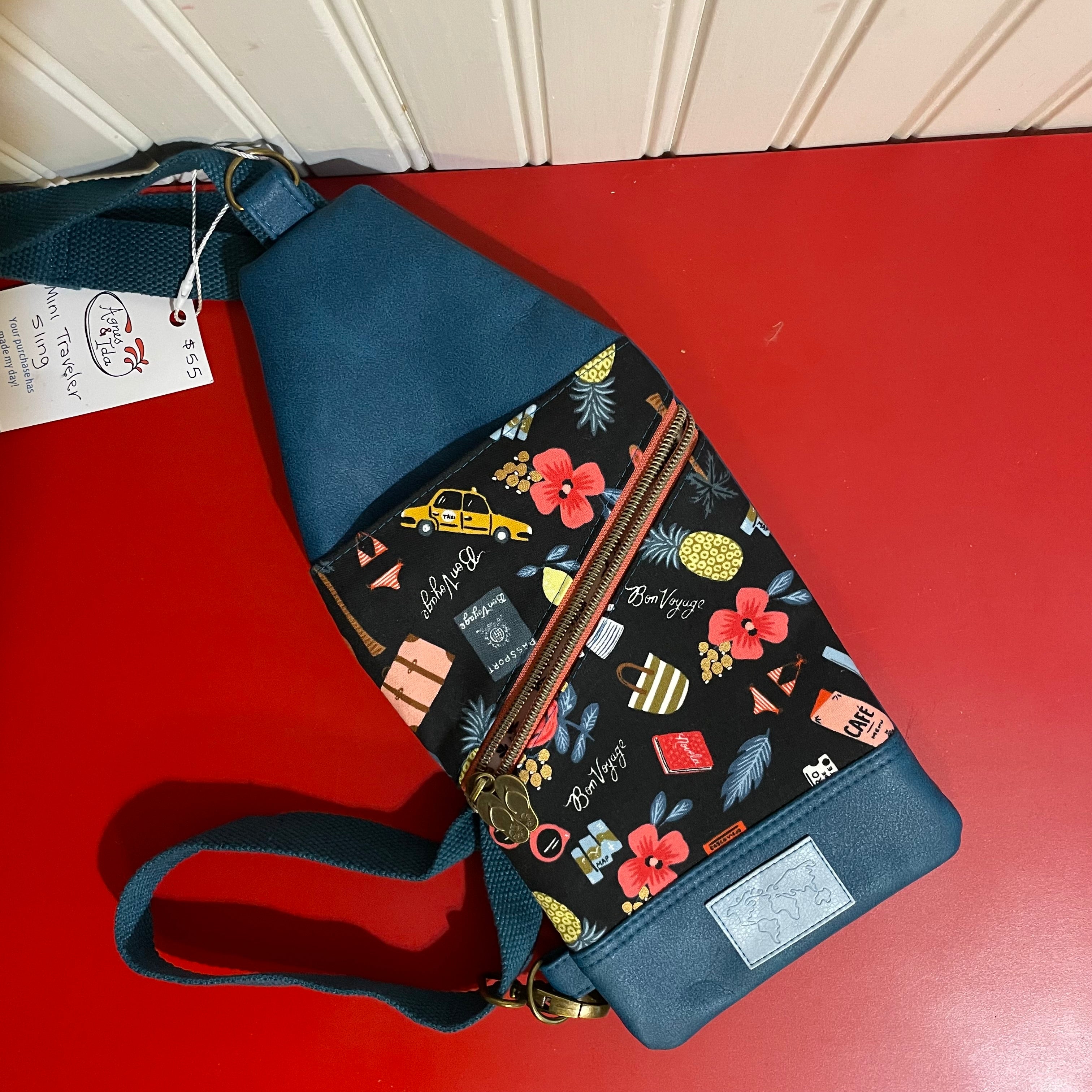 Mini Traveler Sling